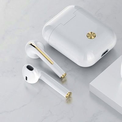 In radio Earbuds di riduzione di rumore dell'orecchio J18 TWS Bluetooth 5,0